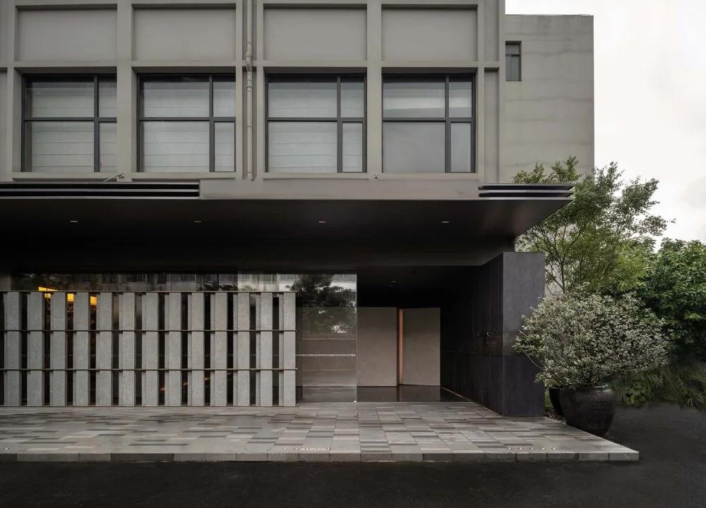 在广州，亚朵用一座酒店回应“慢下来”的城市气质